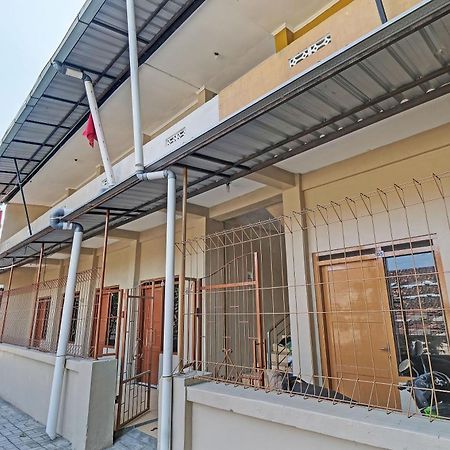 Spot On 92934 Nusantara Syariah Yogyakarta Exterior photo