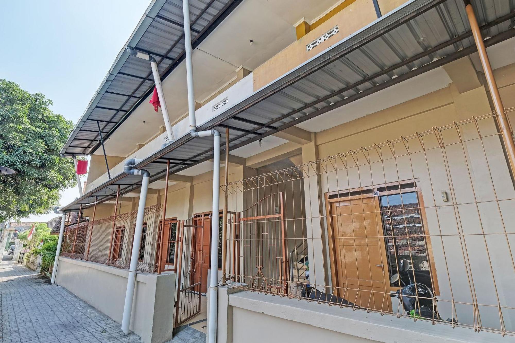 Spot On 92934 Nusantara Syariah Yogyakarta Exterior photo